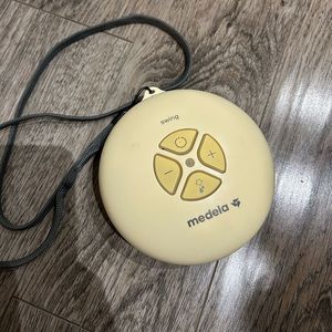 MEDELA Swing Breast Pumps